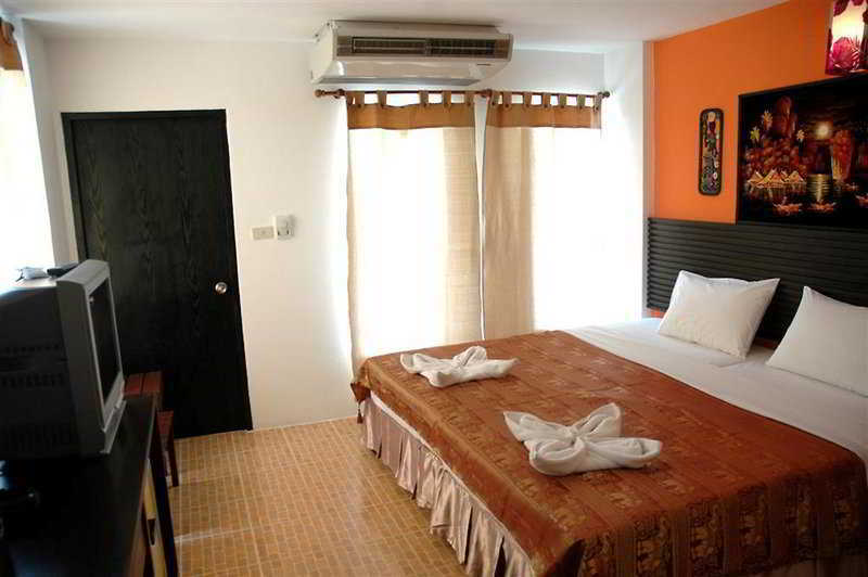 Baboona Beachfront Living Pattaya Exterior foto