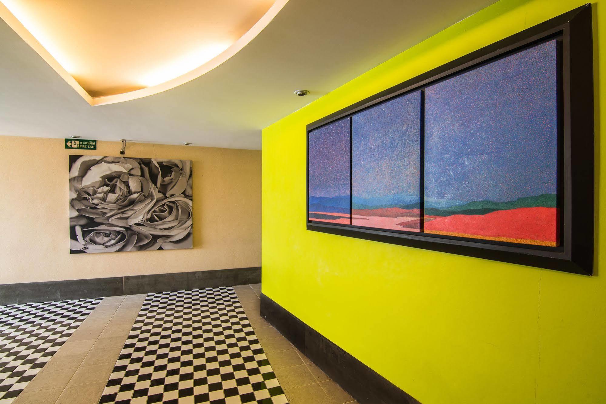 Baboona Beachfront Living Pattaya Exterior foto