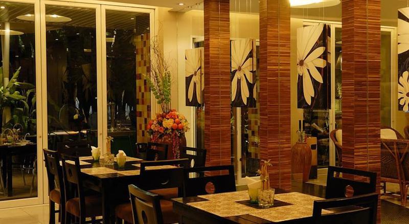 Baboona Beachfront Living Pattaya Exterior foto